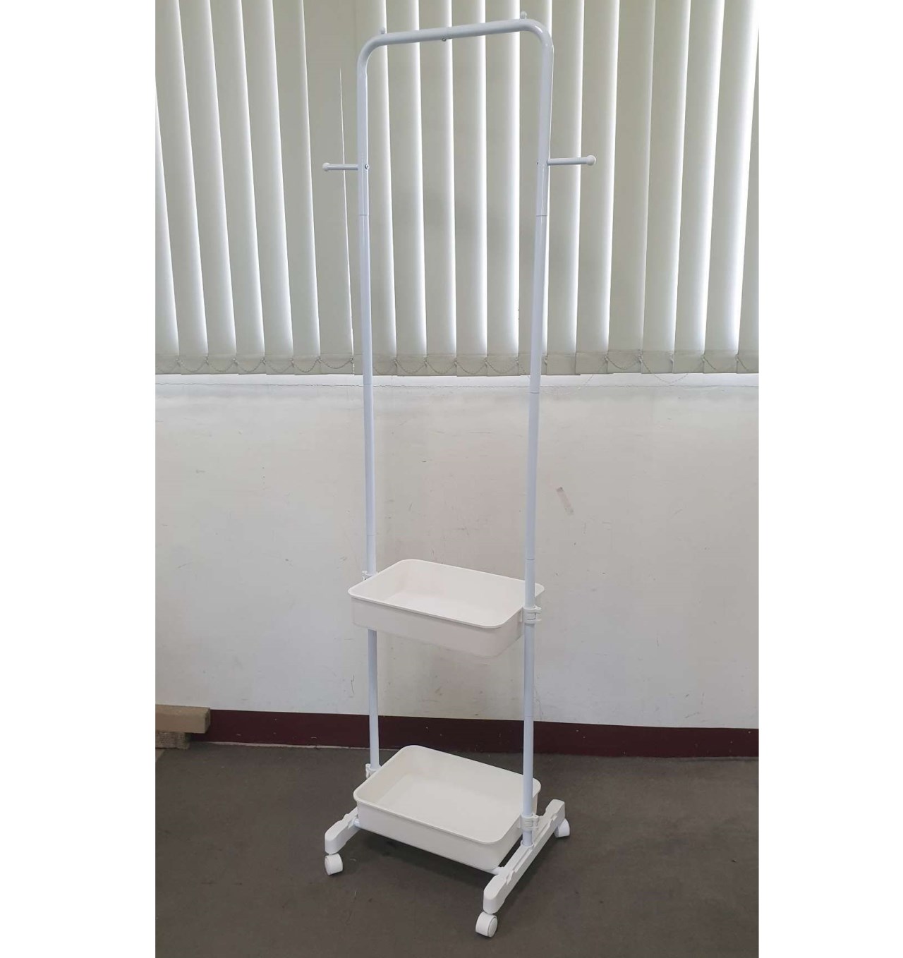 48-661  HANGING RACK  
