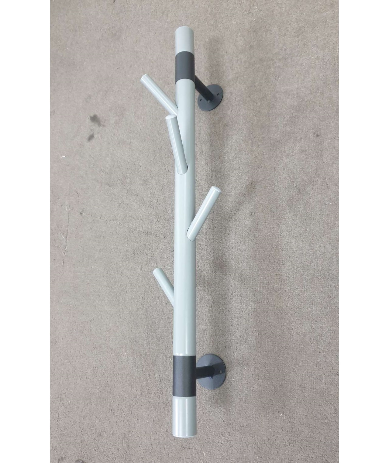 48-722 WALL COAT RACK 